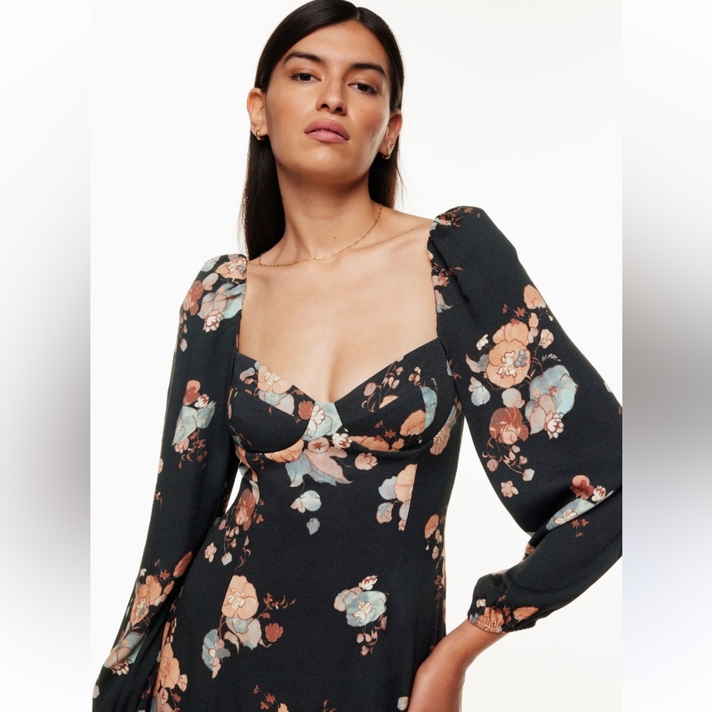 Aritzia Wilfred US6 Novella Black Floral Long Sleeve Mini Dress - Picture 2 of 8